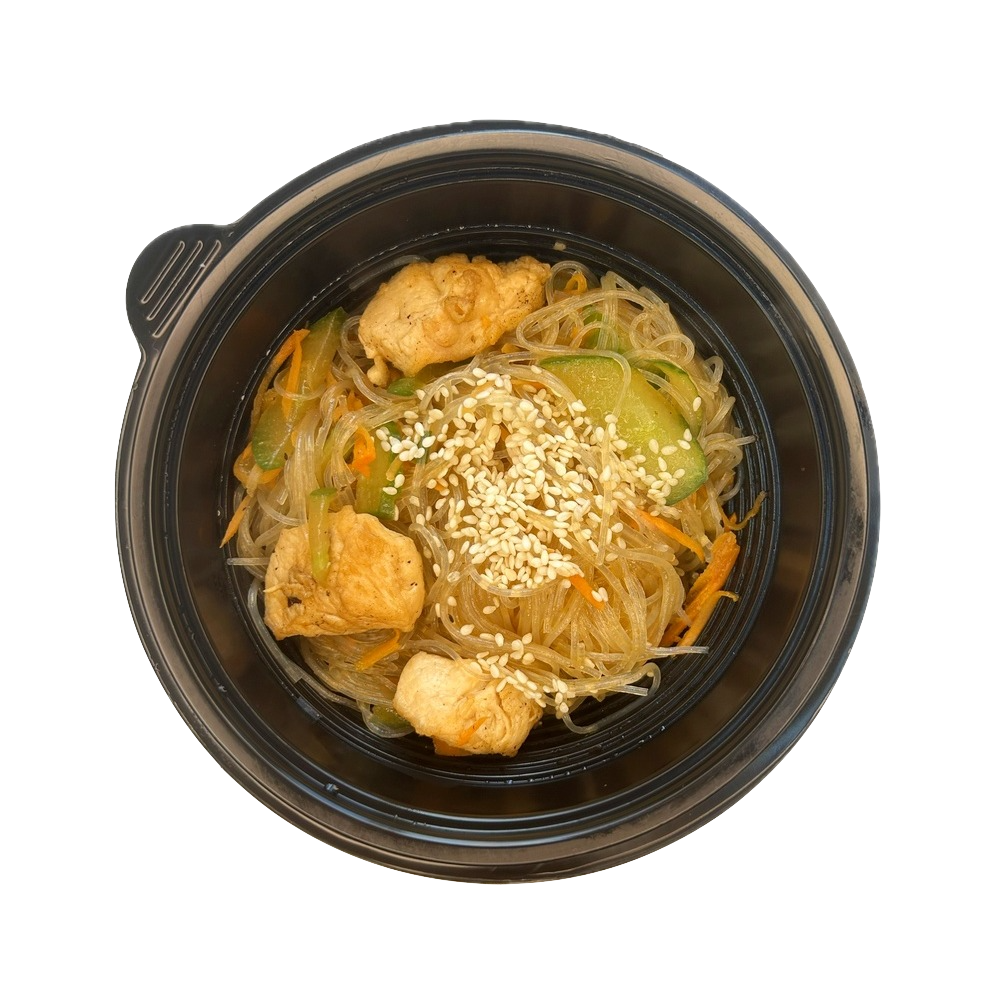 Фунчоза с бедрышком и огурцом
